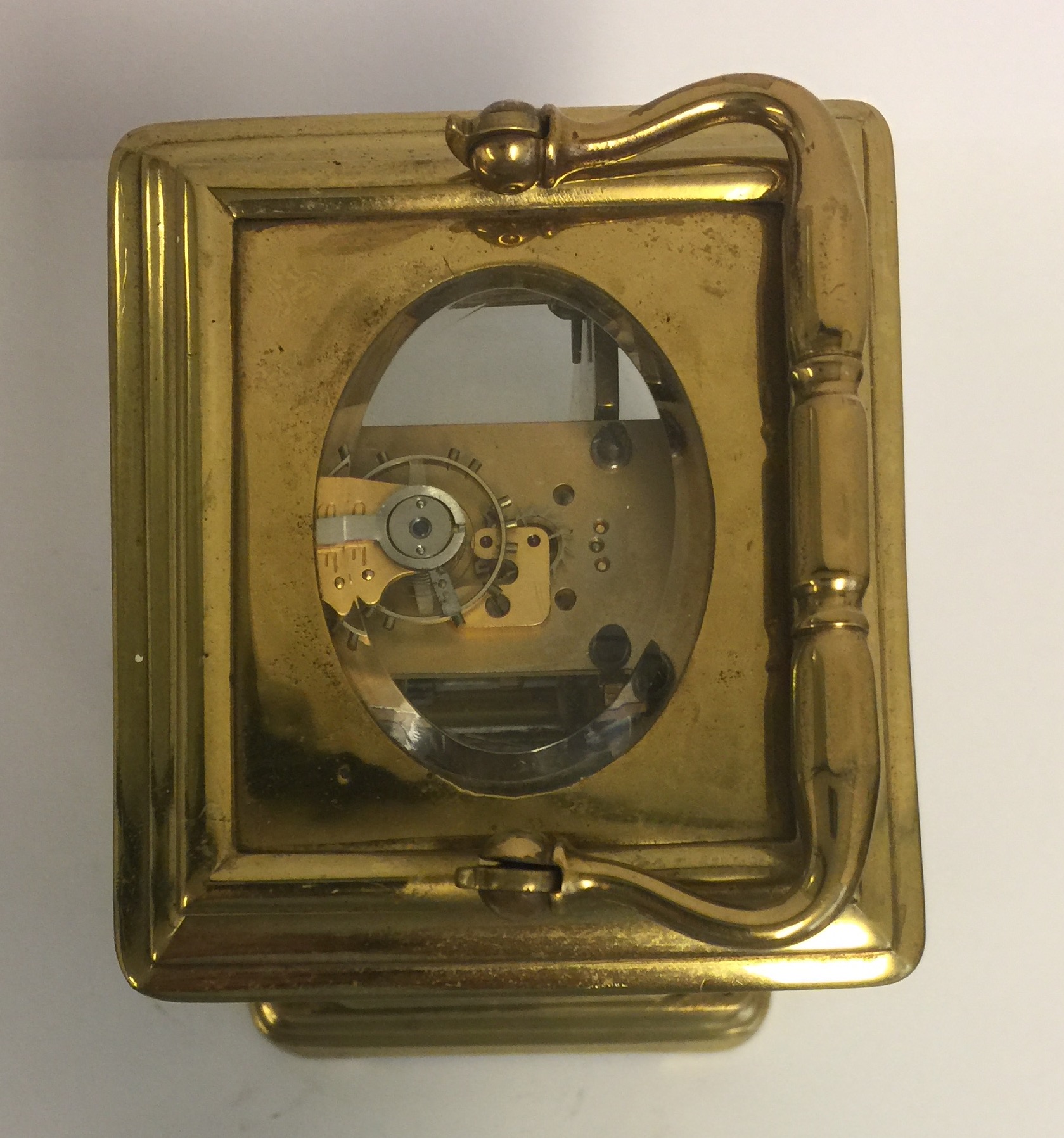 A 19TH CENTURY BRASS CASED CARRIAGE CLOCK. (13cm x 9cm x 8cm) - Image 5 of 5