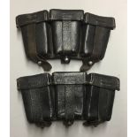 A PAIR OF BLACK K98 AMMO POUCHES, 1941. Condition: good