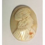 AN ANTIQUE SHELL CAMEO A Medieval style portrait, a gentleman in period clothing. (approx 4.5cm x