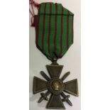 A WORLD WAR I FRENCH CROIX DE GUERRE WITH RIBBON. Condition: very good
