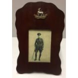 A MAHOGANY FRAMED WARWICKSHIRE REGIMENT PHOTOGRAPH.