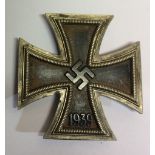 AN IRON CROSS. Condition: good, screwback missing