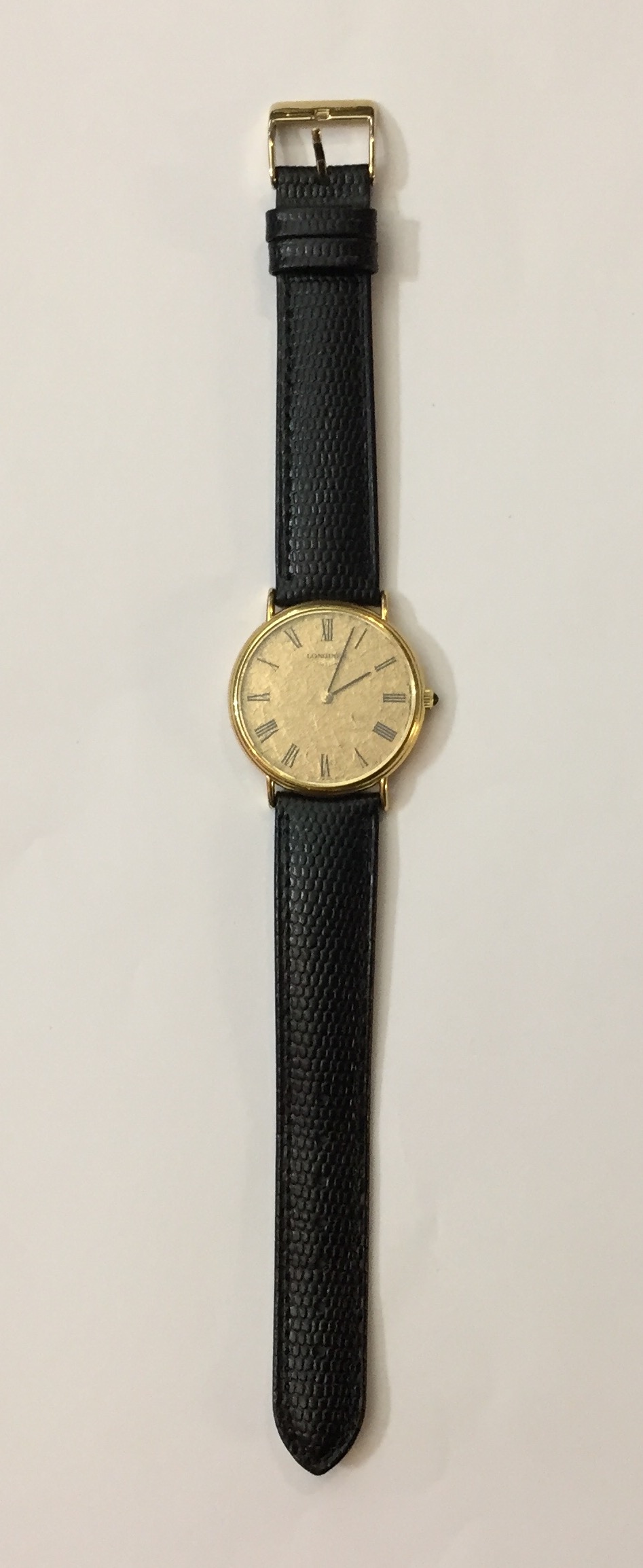 LONGINES, A GENT'S 18CT GOLD SLIM WATCH The yellow textured dial with Roman numeral chapter ring and - Image 2 of 3