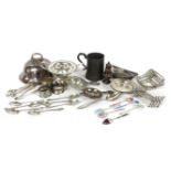 A group of miscellaneous silver and plated items, various dates and makers comprising silver: a