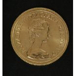 Great Britain, Elizabeth II (1952-), Sovereign, 1979, Queen Elizabeth bust by Machin right, rev.