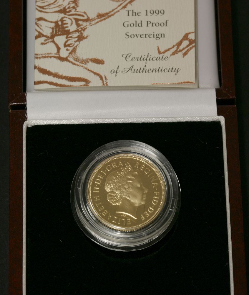 Great Britain, Elizabeth II (1952 -) proof sovereign, 1999, rev. St George, complete with case and - Image 2 of 2