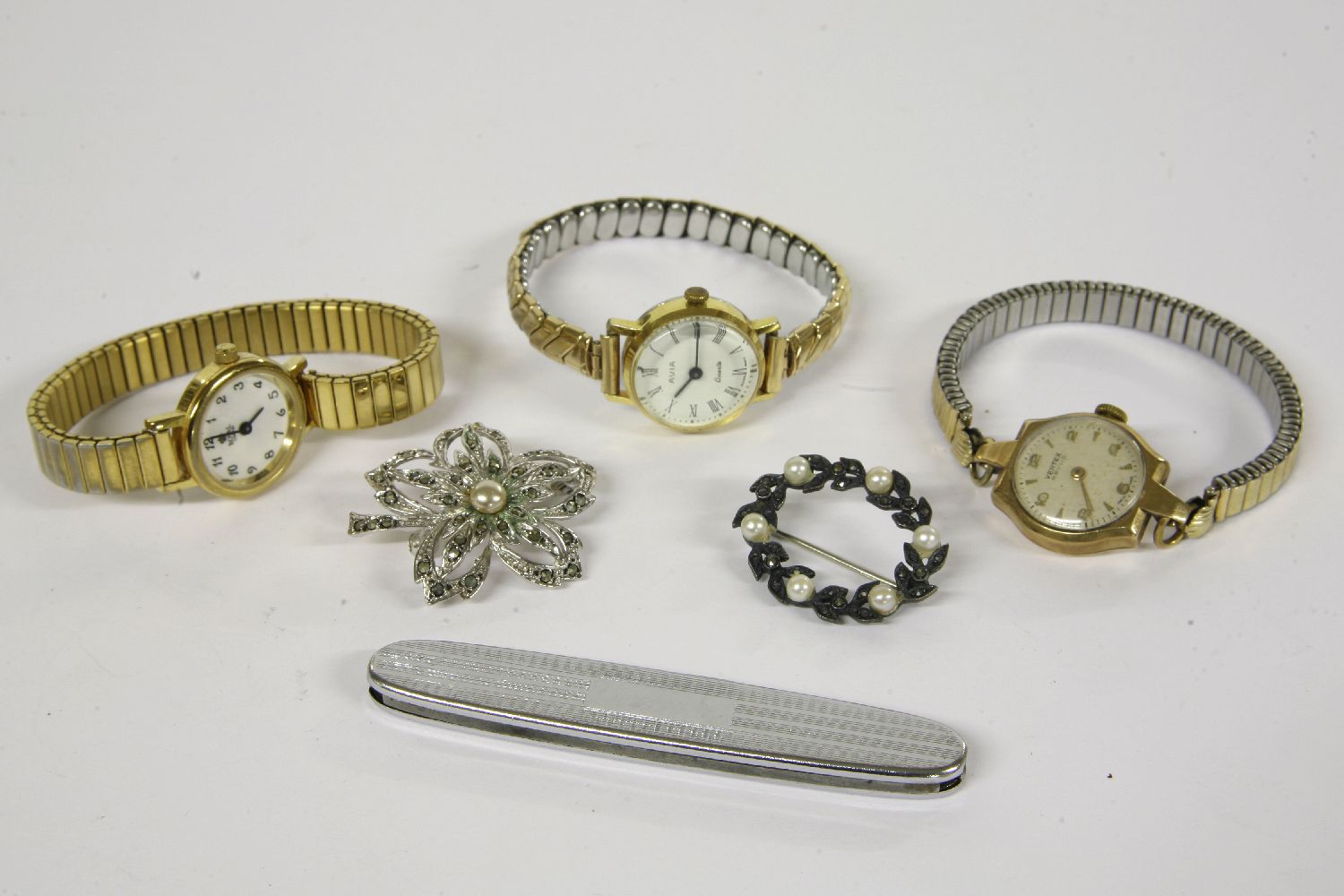 A collection of costume jewellery, to include a ladies 9ct gold Vertex Review mechanical watch on - Image 2 of 4