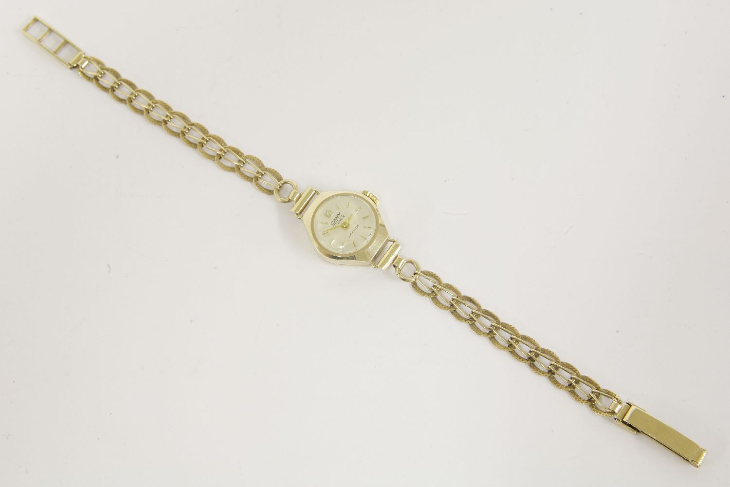 A 9ct gold ladies Camy Incabloc mechanical watch, with later 9ct gold bracelet,11.05g - Image 2 of 2