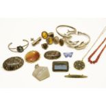 A collection of silver jewellery and costume jewellery, to include a silver blue and green enamel