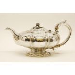 A George IV silver teapot marks for London with ivory insulators, Eames & Barnard, 1825, 12.5cm