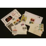A large quantity of Great British Queen Elizabeth II Fdc presentation pack, Booklets etc, many in