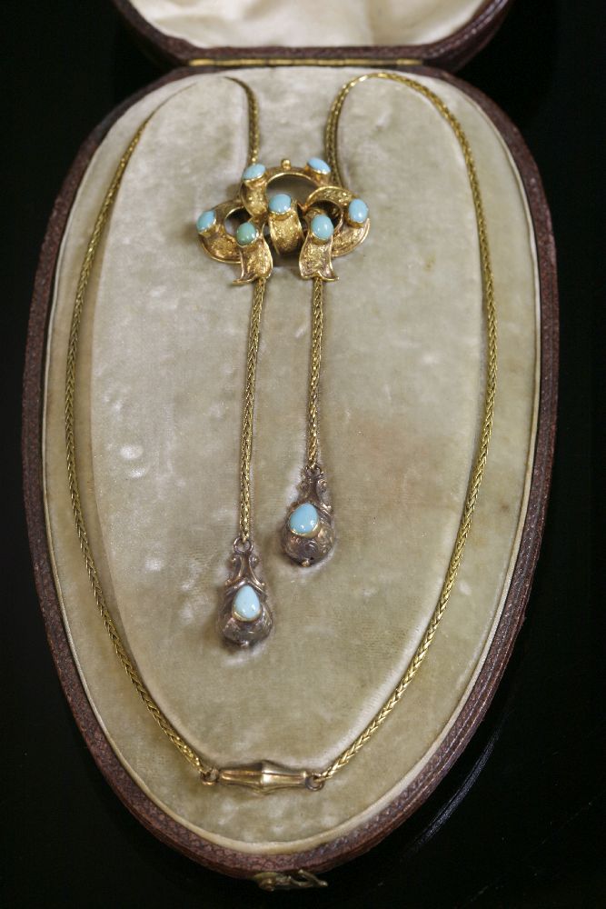 A cased early Victorian, gold, turquoise lariat necklace, c.1845,with an adjustable knot - Image 2 of 3