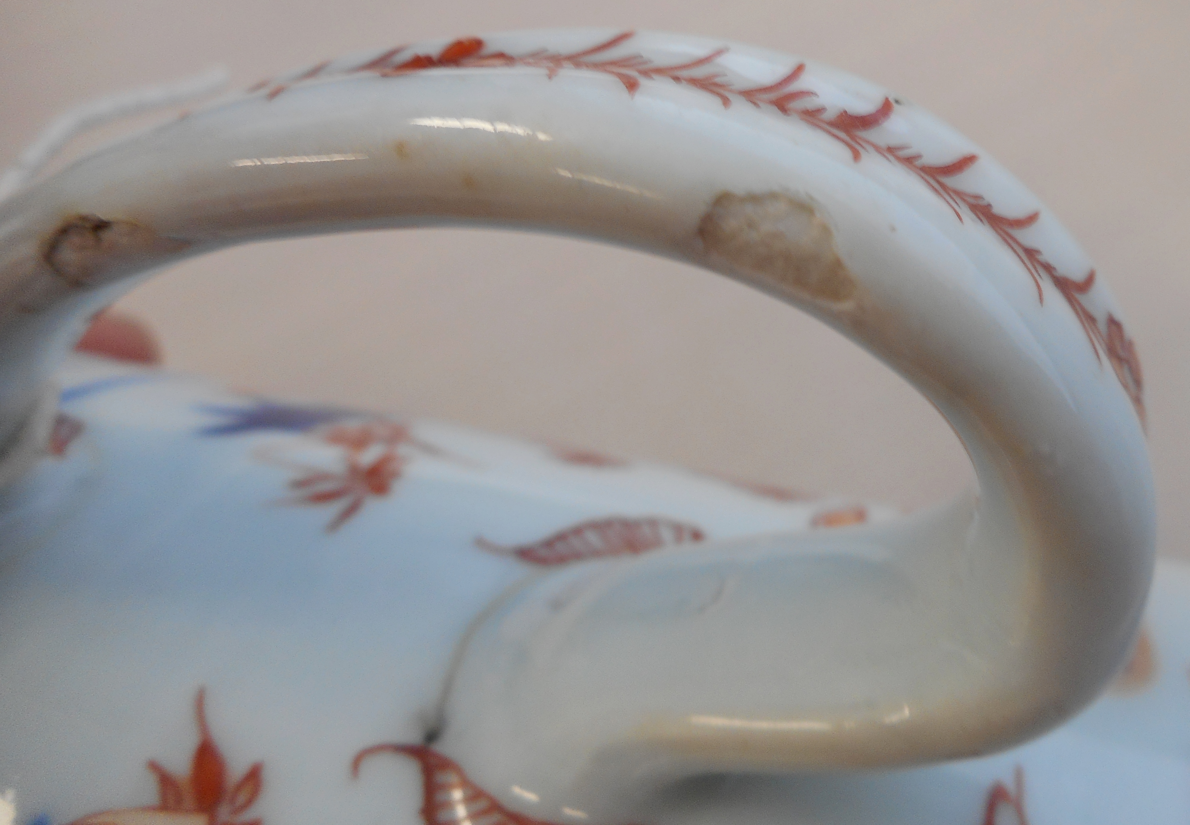 An 18th Century Chinese porcelain Tankard of cylindrical form hand decorated with birds amongst - Image 5 of 8