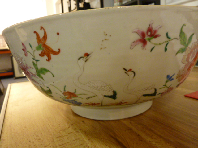 An 18th century Japanese porcelain Bowl hand decorated with cranes amongst flowers etc. - Image 3 of 5