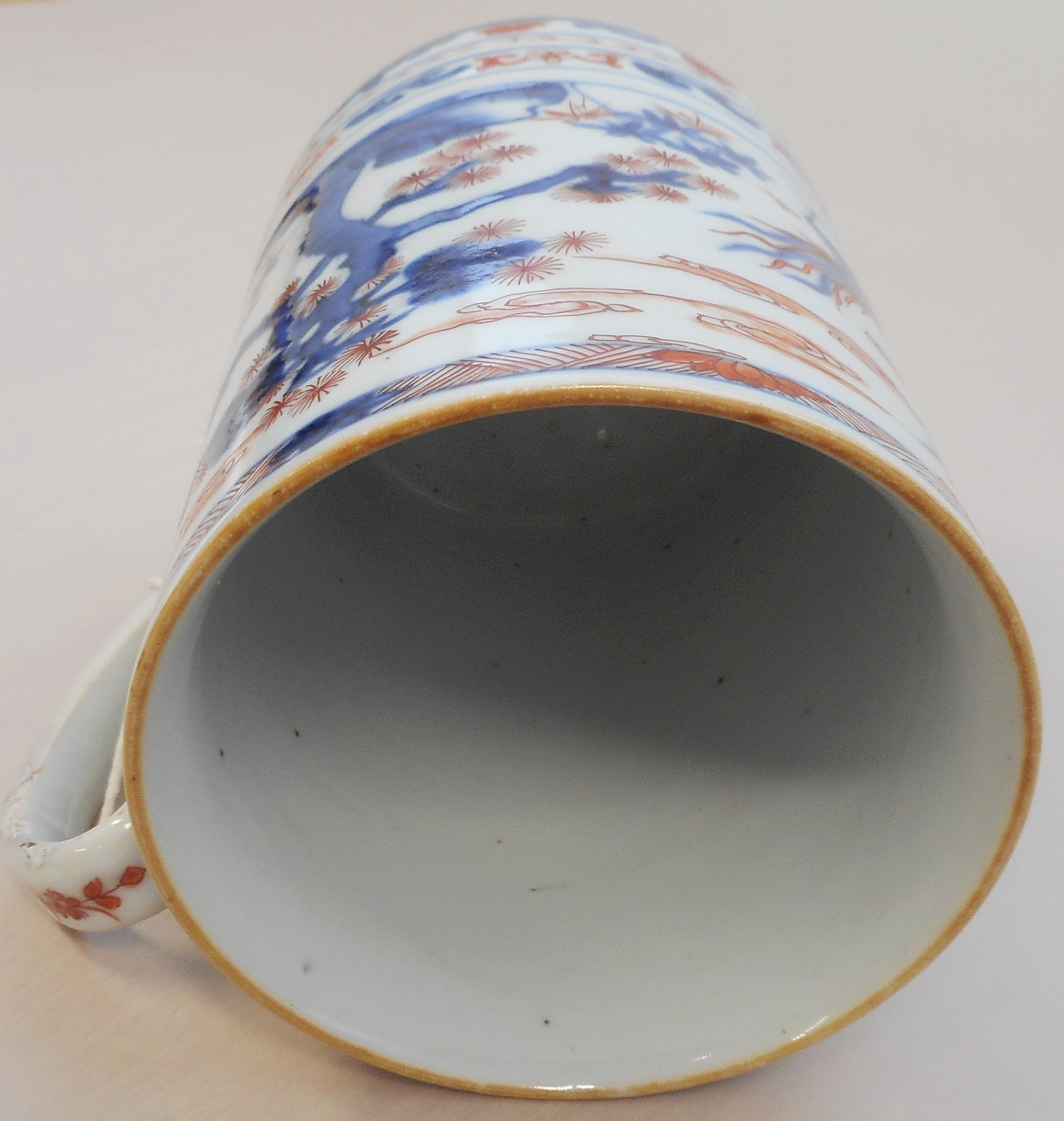 An 18th Century Chinese porcelain Tankard of cylindrical form hand decorated with birds amongst - Image 4 of 8