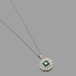 PENDENTIF diamant et emeraudede forme ronde polylobée entièrement pavé de diamants taille