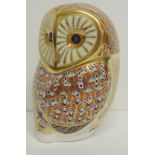 A Royal Crown Derby paperweight, owl, with gold stopper, 11cms high ++good condition