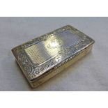 SILVER SNUFF BOX WITH DECORATIVE ENGRAVED TOP
