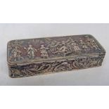 SILVER SNUFF BOX WITH EMBOSSED SCENE