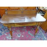 19TH CENTURY INLAID MAHOGANY SERVING TABLE WITH DRAWER & REEDED SUPPORTS