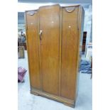 20TH CENTURY OAK WARDROBE