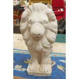 STONEWARE GARDEN LION Condition Report: good condition 44 (t) x 22 (d) chip to base