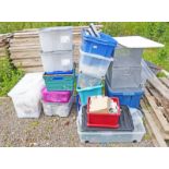 SELECTION OF PLASTIC CONTAINERS IN VARIOUS SIZES