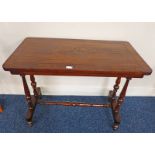 19TH CENTURY WALNUT SIDE TABLE WITH DECORATIVE INLAY ON TURNED SUPPORTS