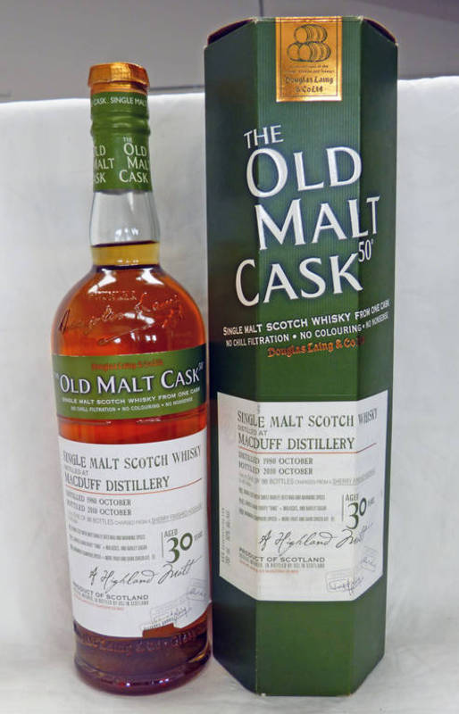 1 BOTTLE MACDUFF 30 YER OLD SINGLE MALT WHISKY DISTILLED 1980 - 700ML, 50% VOLUME IN BOX.