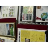 THE WORLD CUP MASTERFILE STAMP ALBUM INCLUDING VARIOUS STAMPS & OFFICIAL COMMEMORATIVE COVERS 1986