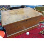 PINE BOX WITH LIFT UP LID