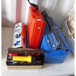 BLUE METAL TOOL BOX WITH DRAPER SCISSOR JACK,