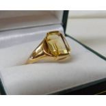 9CT GOLD CITRINE SET RING