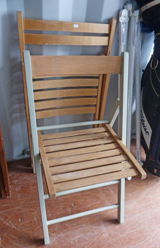 2 WOODEN FOLDING CHAIRS