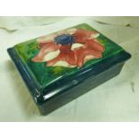 MOORCROFT LIDDED BOX,