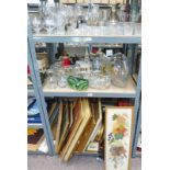 2 SHELVES OF GLASSWARE TO INCLUDE CUT GLASS BOWL,