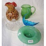 THREE ITEMS OF ART GLASS INCLUDING RIMMED BOWL,