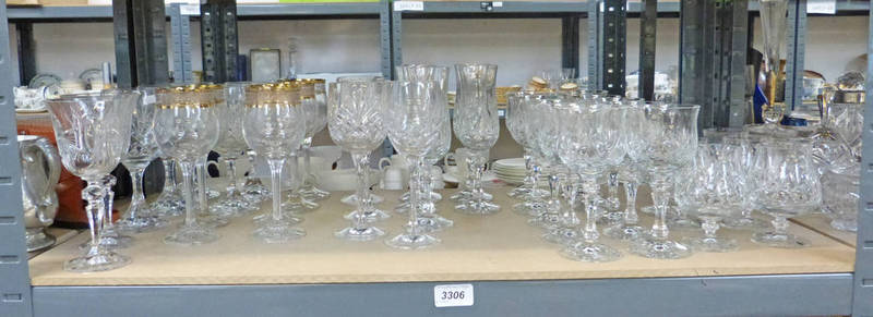 SELECTION OF CRYSTAL GLASSES INCLUDING BRANDY, WINE AND CHAMPAGNE FLUTES ETC.