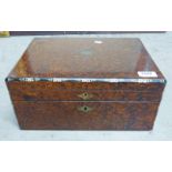 BURR WALNUT WRITING SLOPE WITH FITTED INTERIOR AND INLAID DECORATION Condition Report: