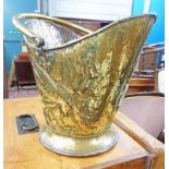 EARLY 20TH CENTURY BRASS COAL SCUTTLE