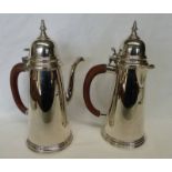 PAIR OF SILVER WINE JUGS BY ASPREY & CO LONDON 1967 34 OZS