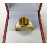 9CT GOLD SIGNET RING SET WITH TIGERS EYE