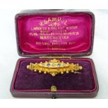 15 CT GOLD SAPPHIRE & DIAMOND SET BROOCH Condition Report: Weight: 4.