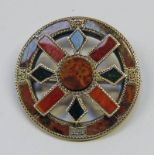 SCOTTISH AGATE CIRCULAR BROOCH