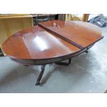 19TH CENTURY STYLE MAHOGANY TWIN PEDESTAL DINING TABLE WITH 2 LEAVES Condition Report: