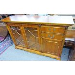 20TH CENTURY YEW WOOD BOOKCASE WITH 2 ASTRAGAL GLAZED DOORS,