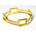 An 18ct gold fancy link bracelet 26g