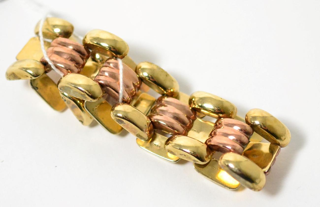 A 9ct gold fancy link bracelet 23.61g