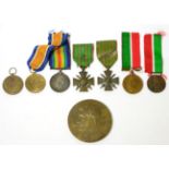A First World War Pair, awarded to K.39424 W.BLACKWOOD. STO.1. R.N., comprising British War Medal