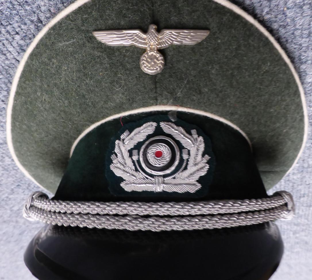 A German Third Reich Army EM's Belt, with steel buckle; another, with white metal buckle; an - Image 5 of 18